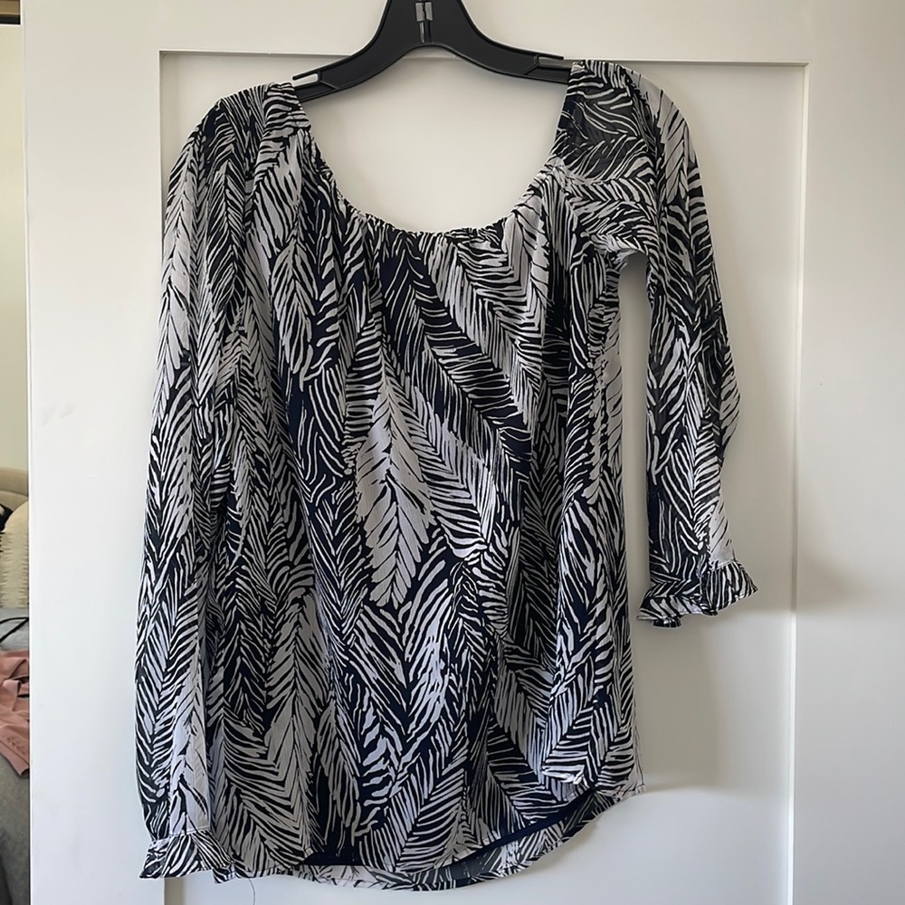 Club Monaco off one shoulder blouse perfect condition